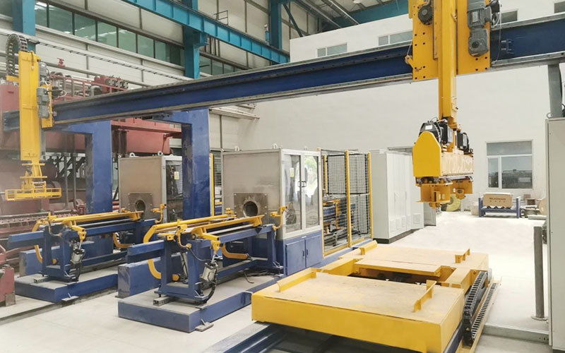 機(jī)械手無摩擦式感應加熱(rè)爐